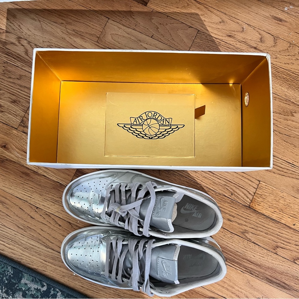 Jordan 1 Low Pinnacle